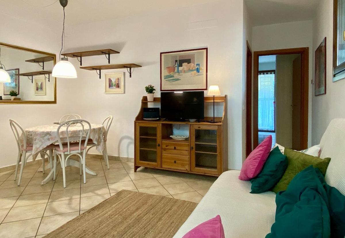 Jasmine House Apartment
